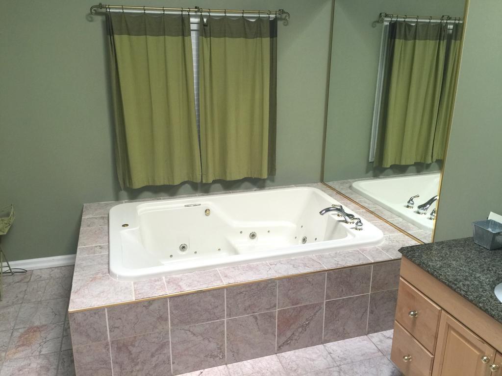 Grey Rose Suites Hanover Экстерьер фото